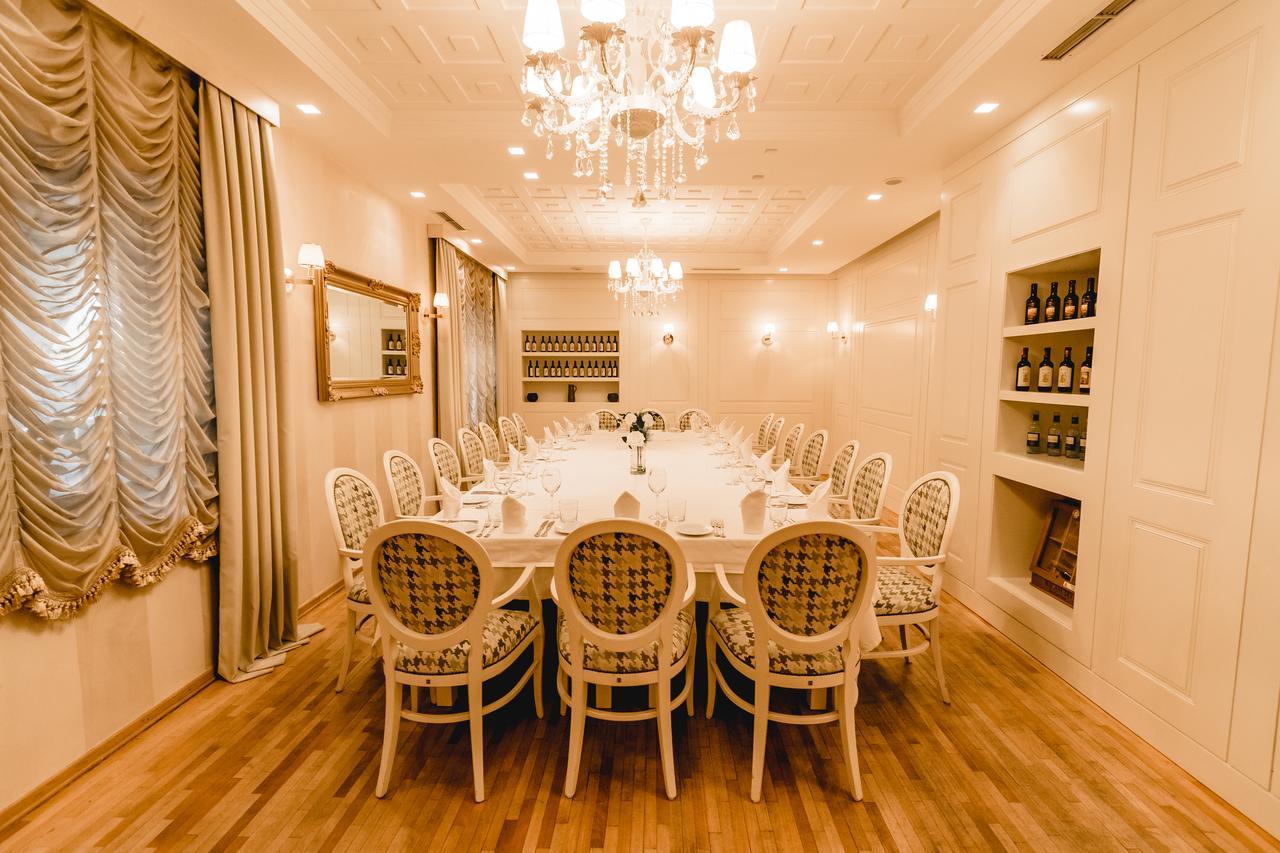 House & Restaurant Hotel Tirana